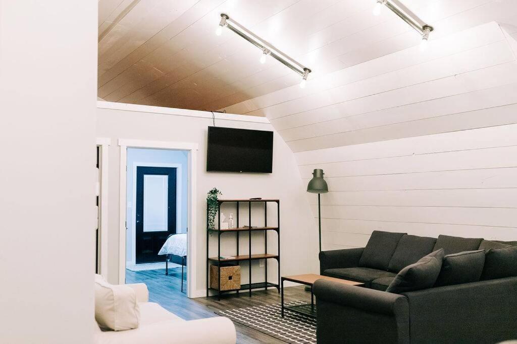 Apartment The Barn At Sharp Run-modern Barn In The Heart Of Amish Country *