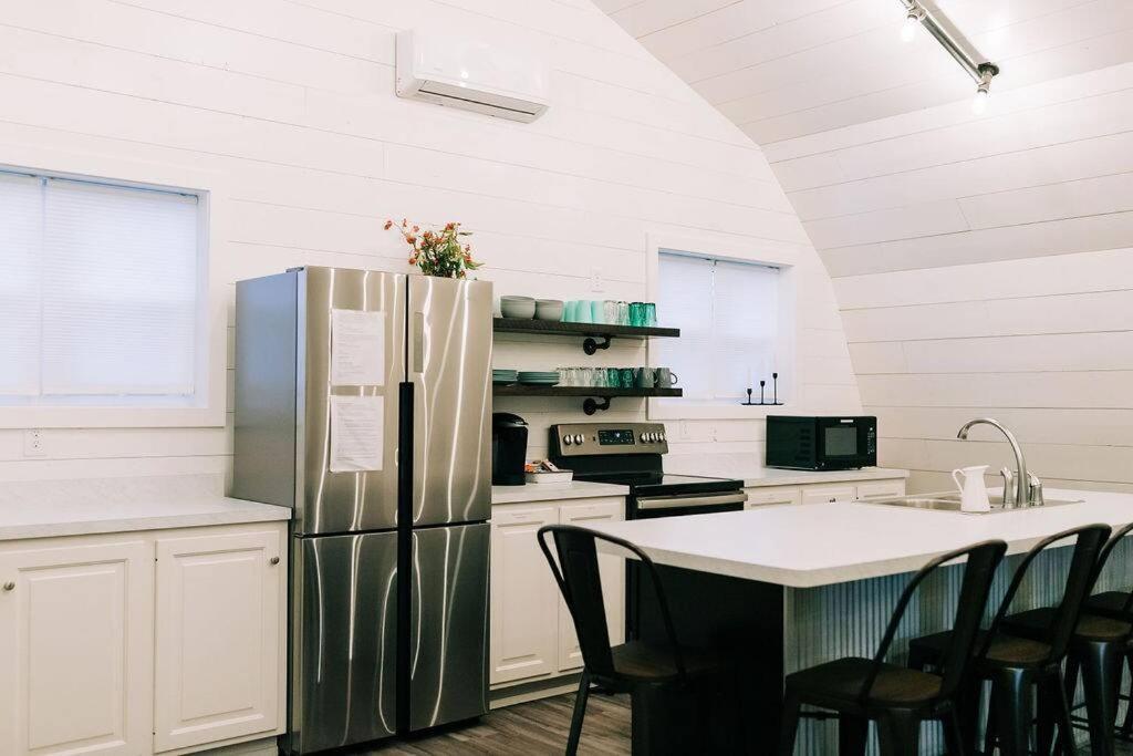 The Barn At Sharp Run-modern Barn In The Heart Of Amish Country