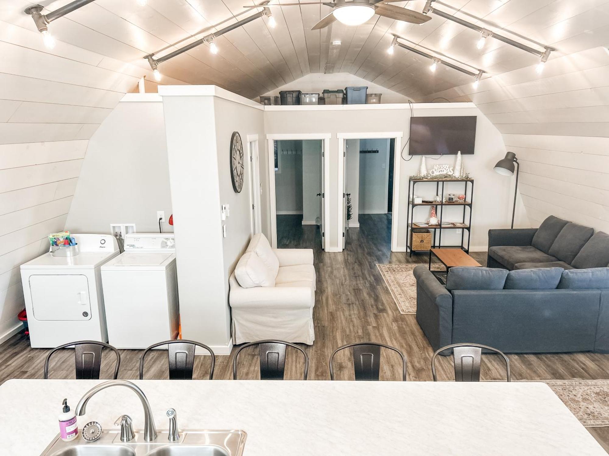 The Barn At Sharp Run-modern Barn In The Heart Of Amish Country Apartment Millersburg