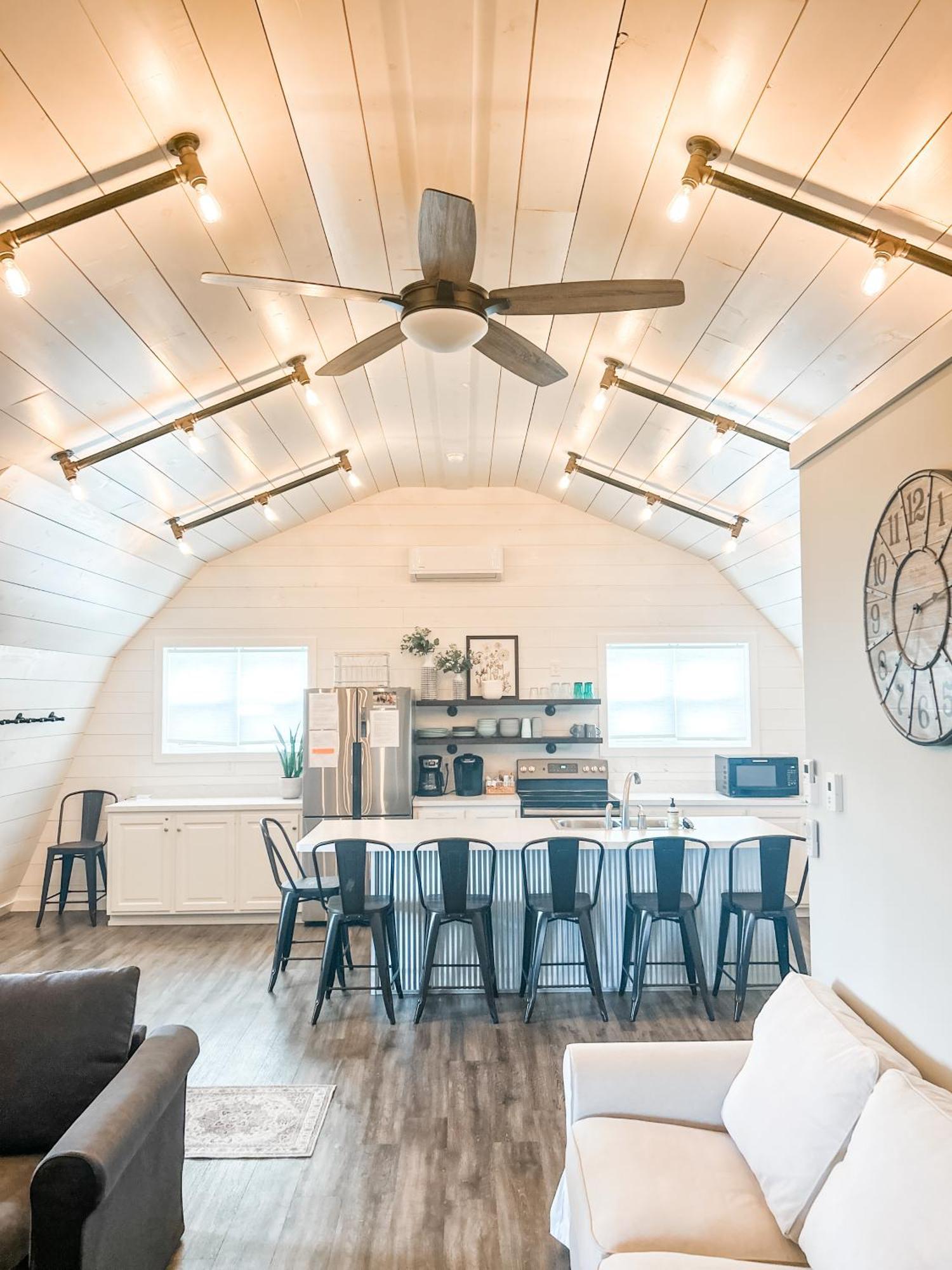 The Barn At Sharp Run-modern Barn In The Heart Of Amish Country